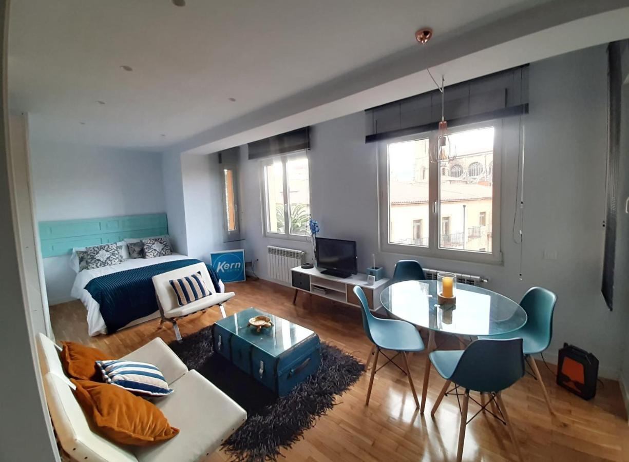 Apartamento Wamba - La Catedral Oviedo Esterno foto
