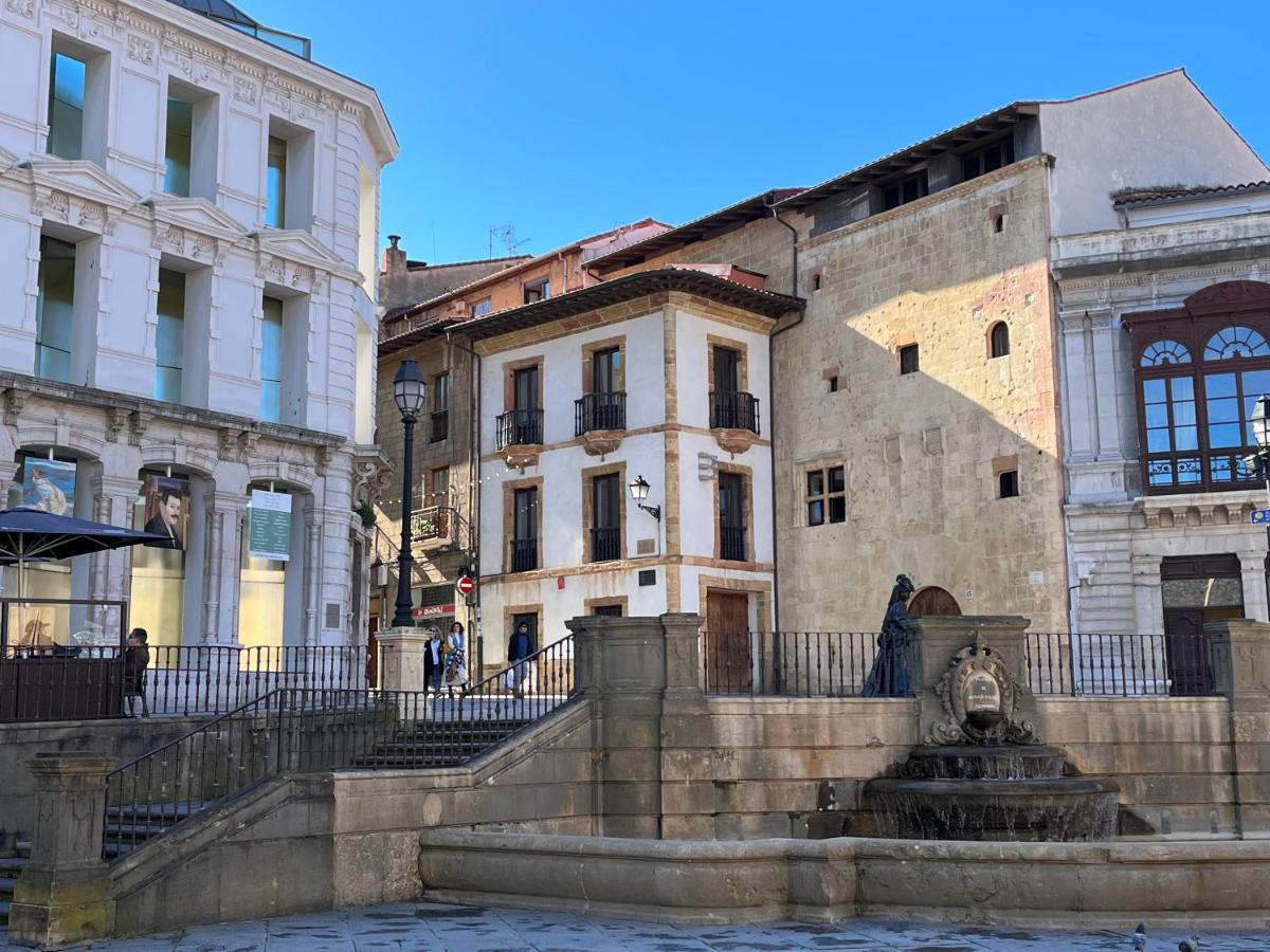Apartamento Wamba - La Catedral Oviedo Esterno foto