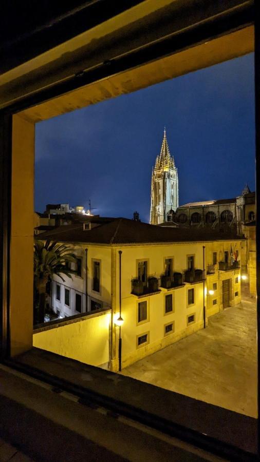 Apartamento Wamba - La Catedral Oviedo Esterno foto